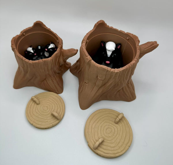 Adorable Trash Skunk Articulating Fidget Toy - Includes Realistic Trash Can or Tree Stump - 3D Printed for Adults & Kids Alike